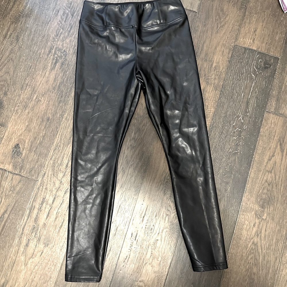 RW and Co Black leather legging / slim pant